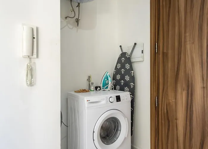 Palm 46 - Near The Promenade - Private Balcony By Quicktrips St. Paul's Bay